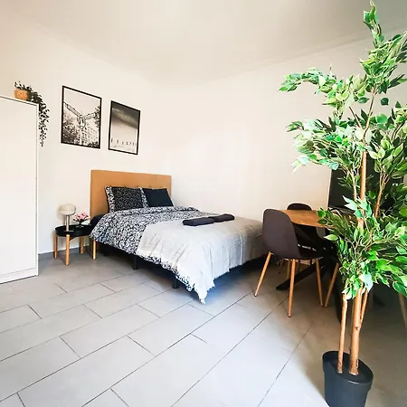 Private In Heart Of Hostal Barcelona